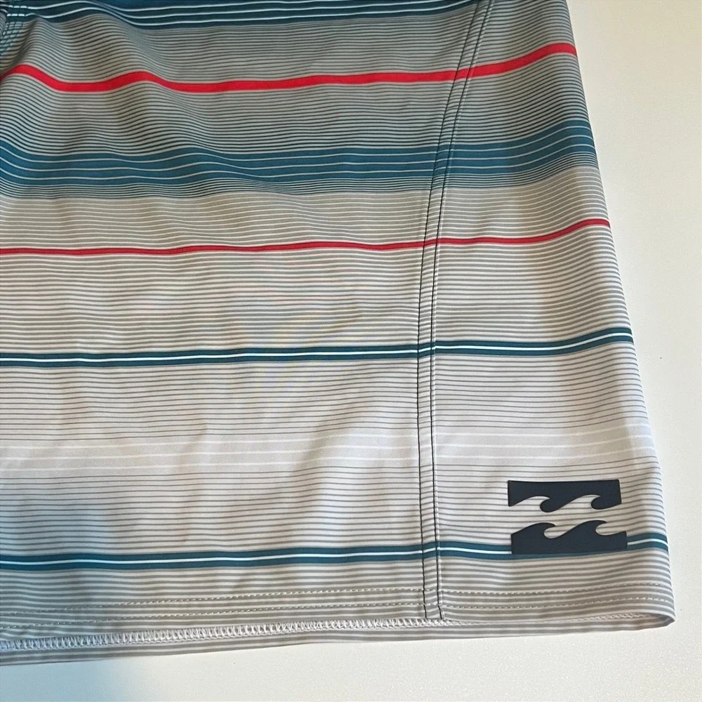 Billabong Men's 36 Board Shorts Navy Gray Stripe Platinum X Recycler Stretch